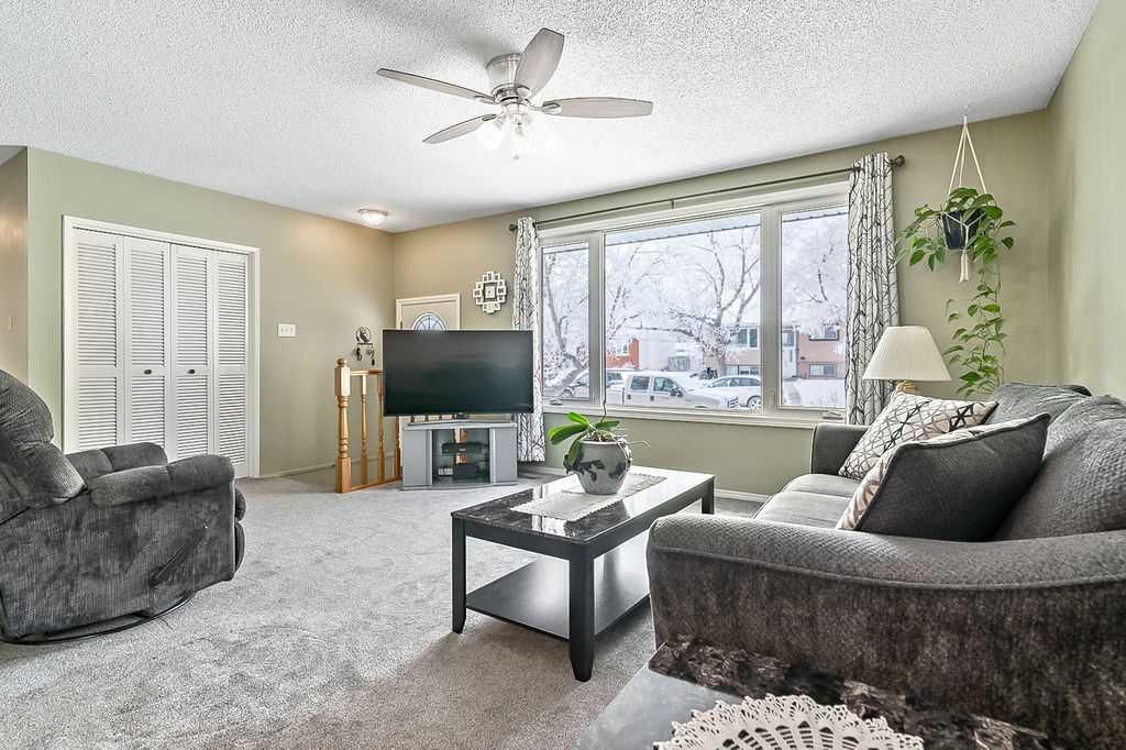 312 Foritana Road SE, Calgary — photo 4 of 37