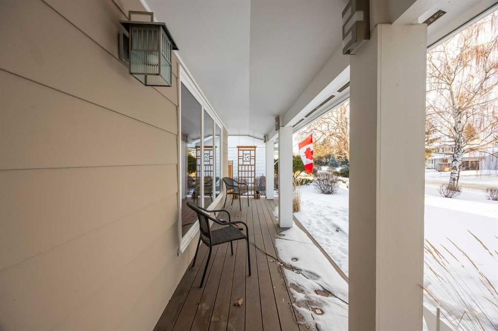 10723 Willowfern Drive SE, Calgary — photo 4 of 50