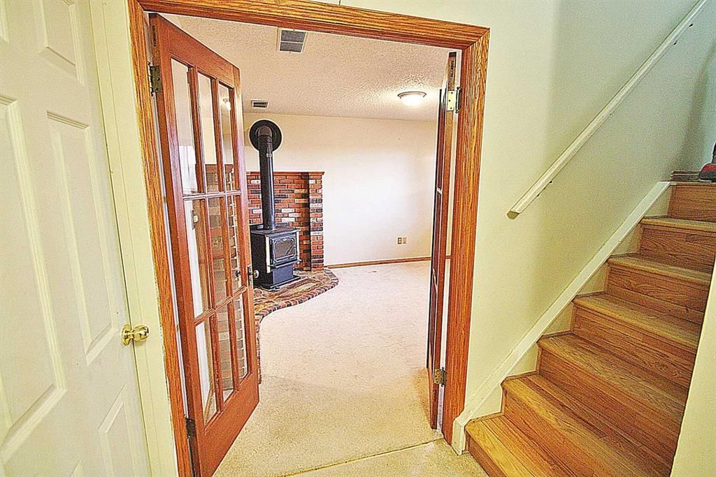 203 Falwood Way NE, Calgary — photo 2 of 5