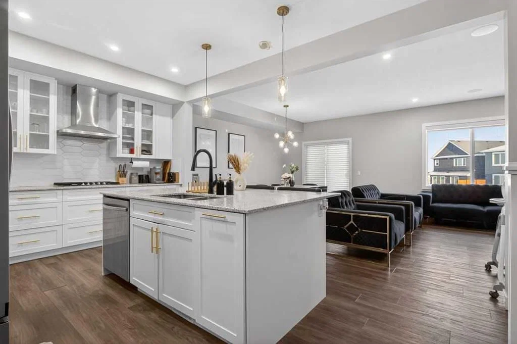 66 Belmont Manor SW, Calgary — photo 2 of 44