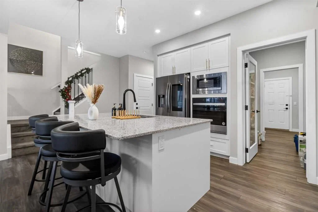 66 Belmont Manor SW, Calgary — photo 3 of 44