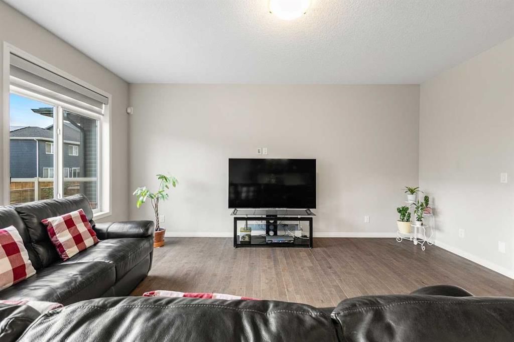 175 Howse Rise NE, Calgary — photo 5 of 50