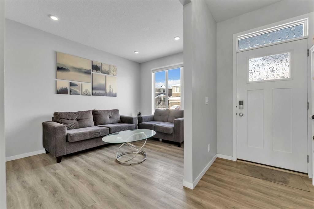 130 Red Sky Crescent NE, Calgary — photo 5 of 50