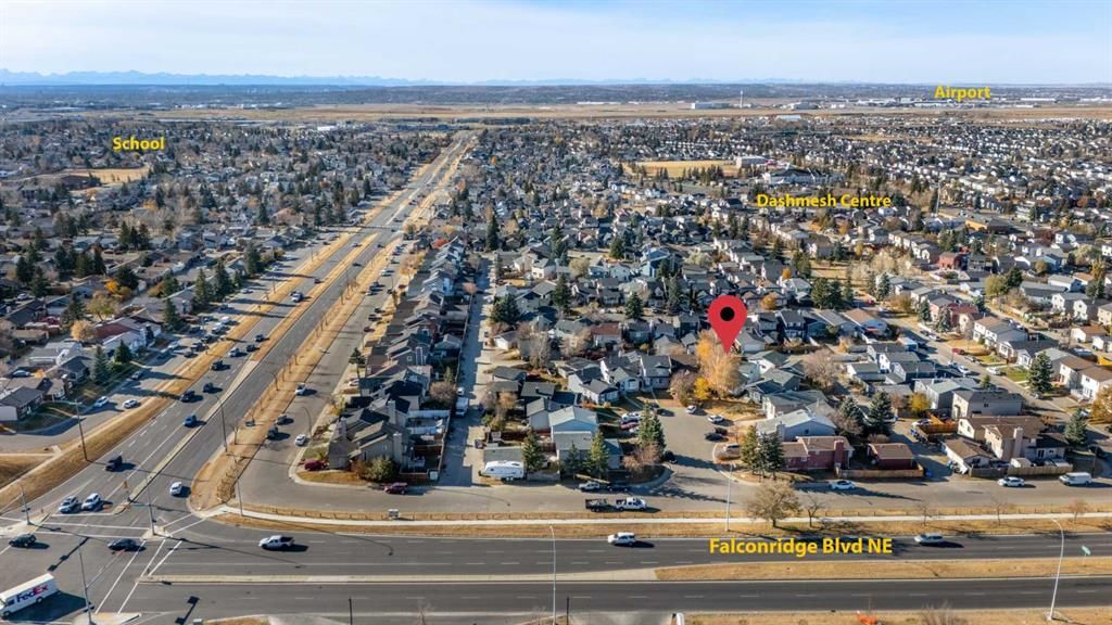 13 Martingrove Court NE, Calgary — photo 4 of 50