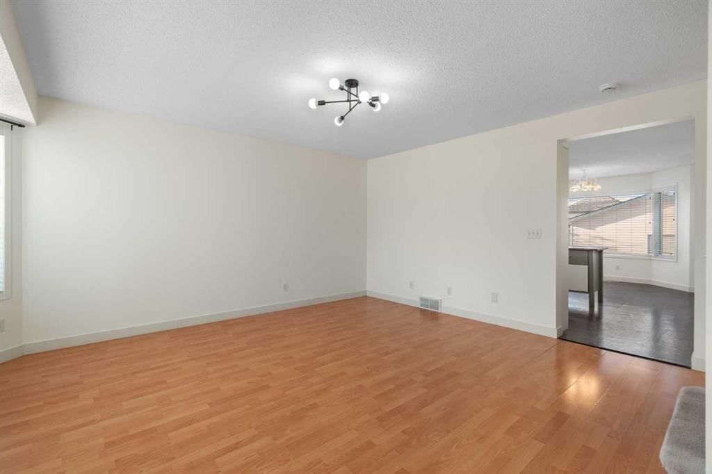 154 Arbour Crest Circle NW, Calgary — photo 5 of 39