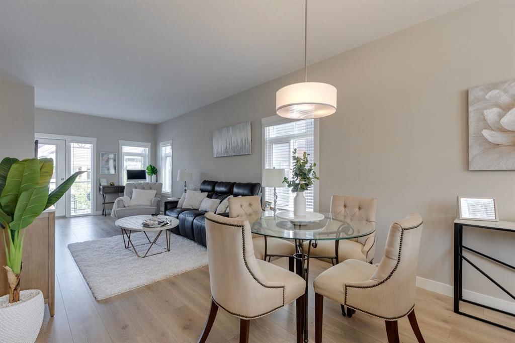 19 Sage Bluff Gate NW, Calgary — photo 5 of 23