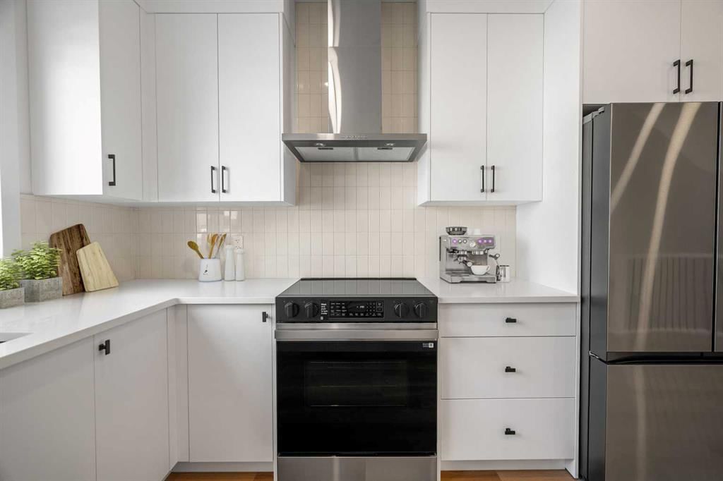 302, 550 Seton Circle SE, Calgary — photo 5 of 50