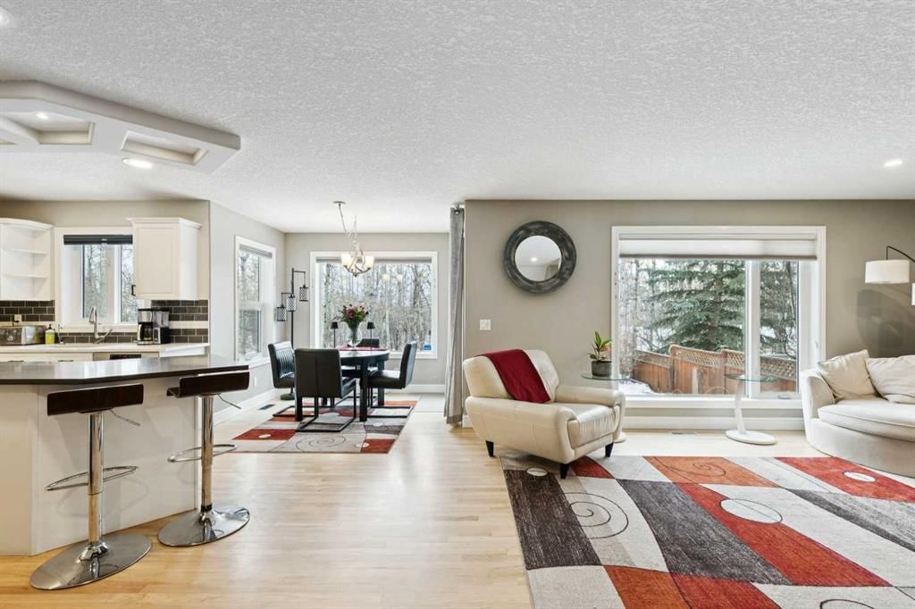 810 Wentworth Place SW, Calgary — photo 3 of 32