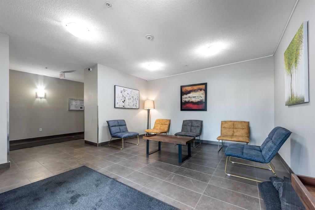 416, 23 Millrise Drive SW, Calgary — photo 4 of 32