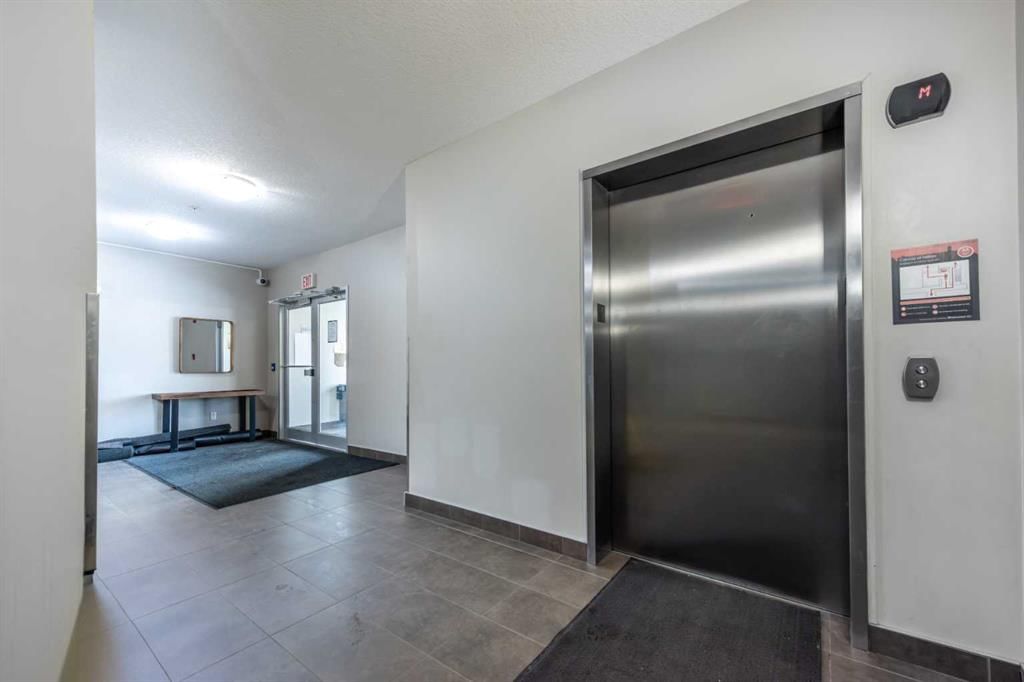 416, 23 Millrise Drive SW, Calgary — photo 5 of 32