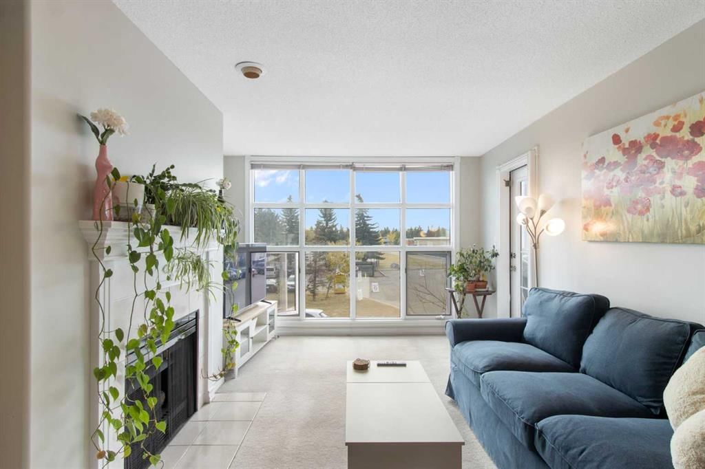 202, 4944 8 Avenue SW, Calgary — photo 2 of 26