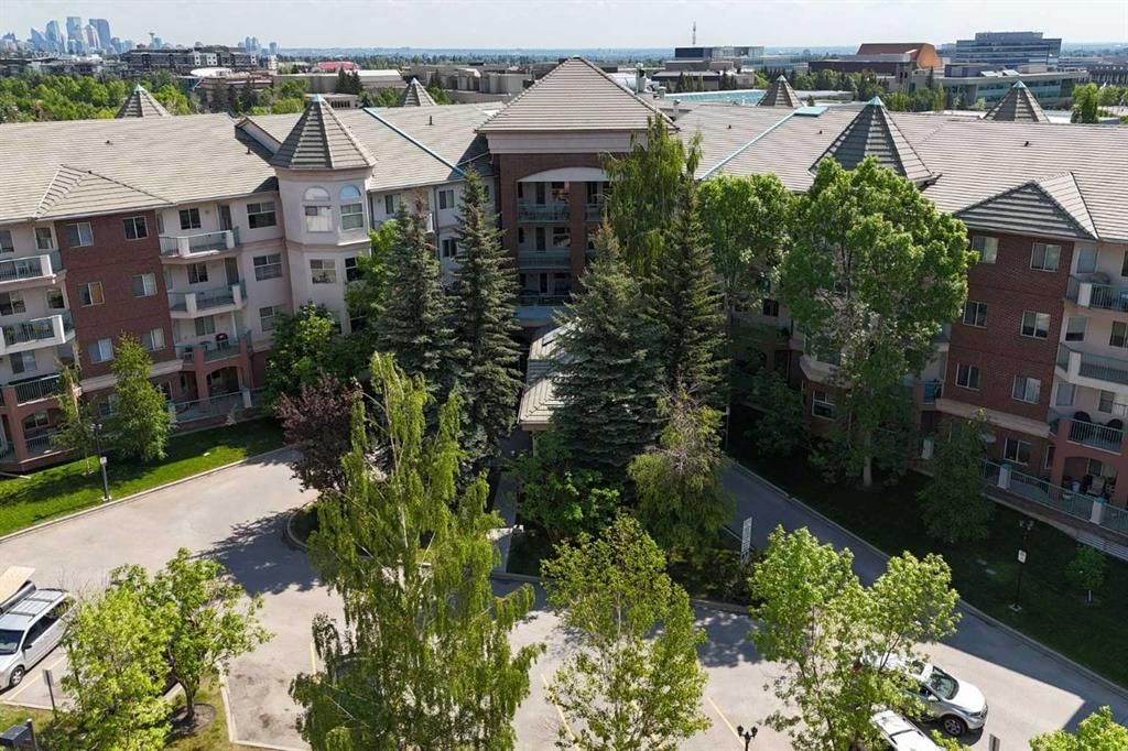 321, 200 Lincoln Way SW, Calgary — main listing photo