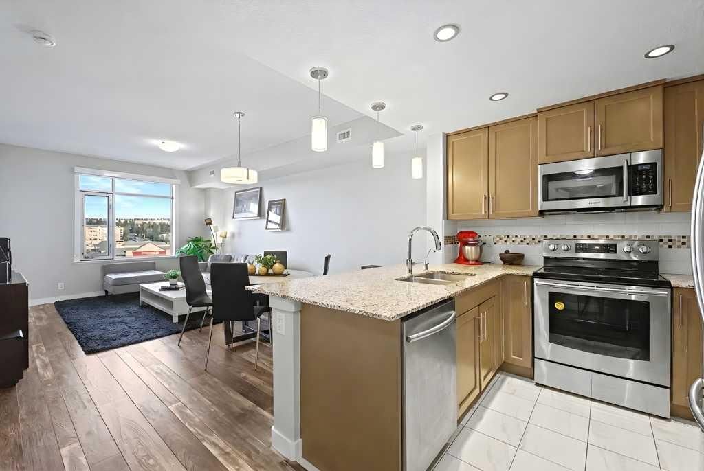 807, 32 Varsity Estates Circle NW, Calgary — photo 3 of 32