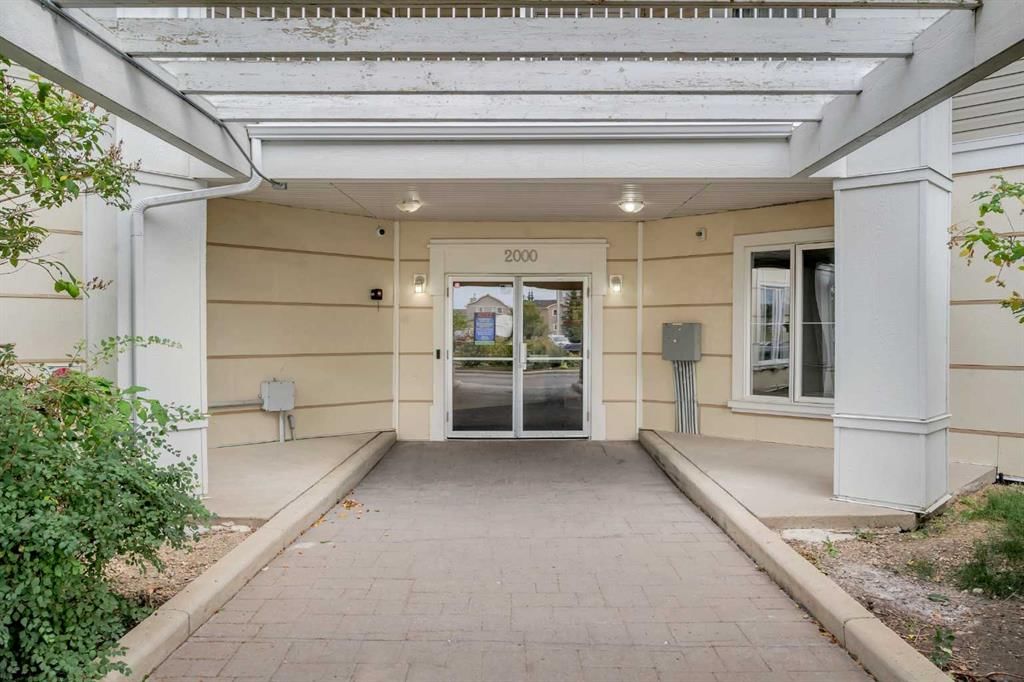 2212, 1140 Taradale Drive NE, Calgary — photo 4 of 39
