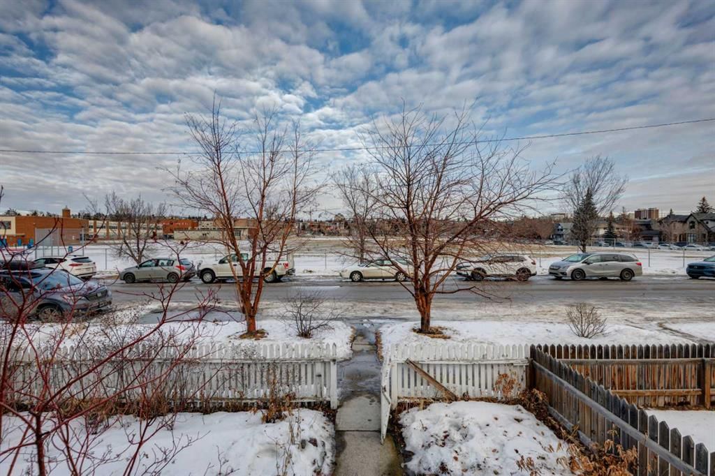 1747 2 Avenue NW, Calgary — photo 2 of 30
