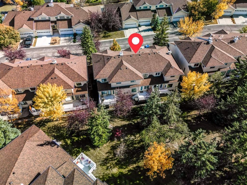19, 200 Sandstone Drive NW, Calgary — photo 4 of 40
