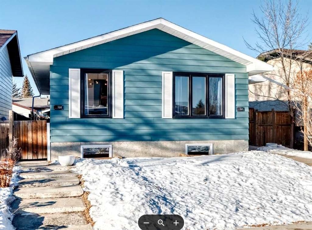 16 Bermondsey Crescent NW, Calgary — photo 2 of 38