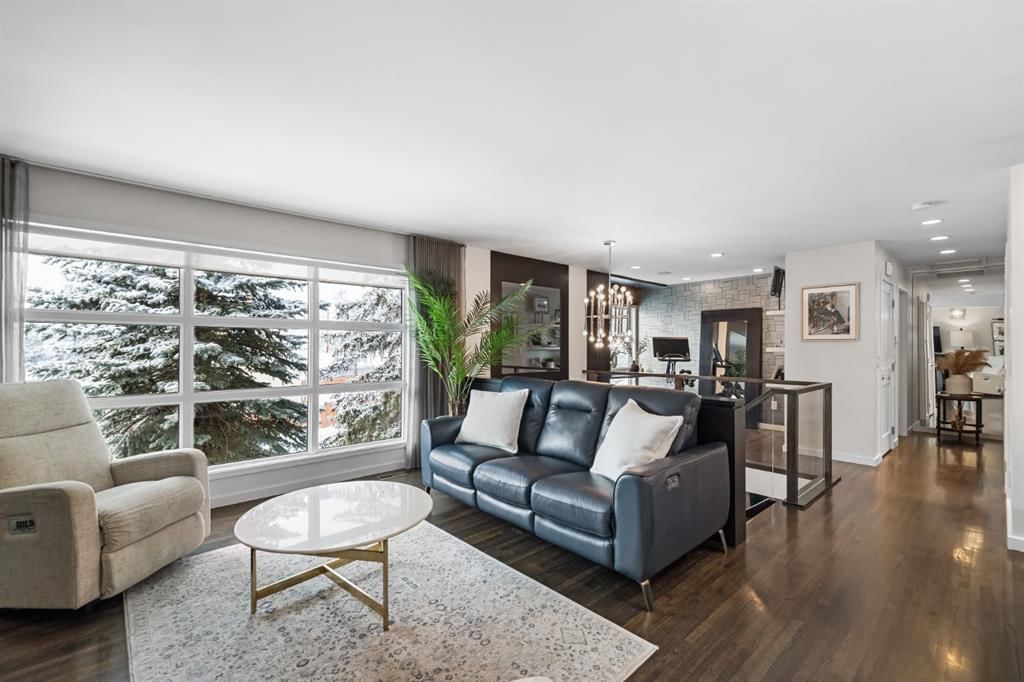5804 Dalkeith Hill NW, Calgary — photo 2 of 47