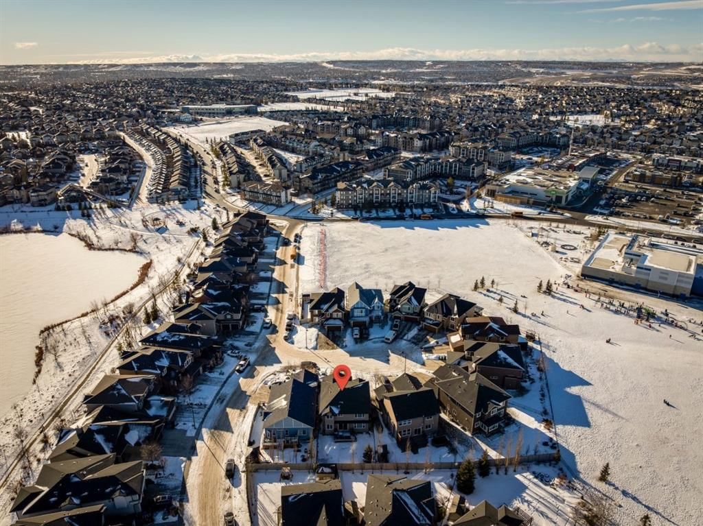 107 Panatella Grove NW, Calgary — photo 5 of 50