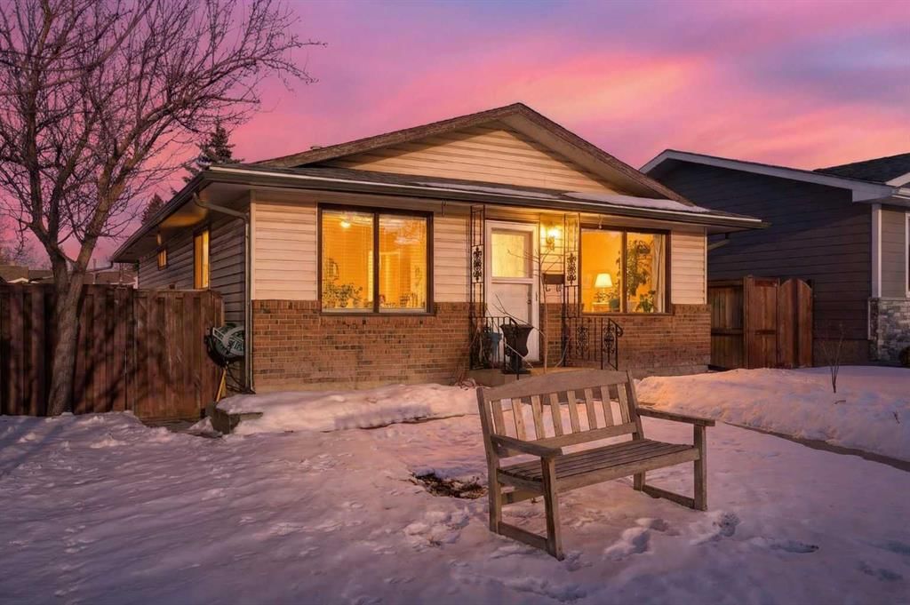 660 Whiteridge Road NE, Calgary — main listing photo