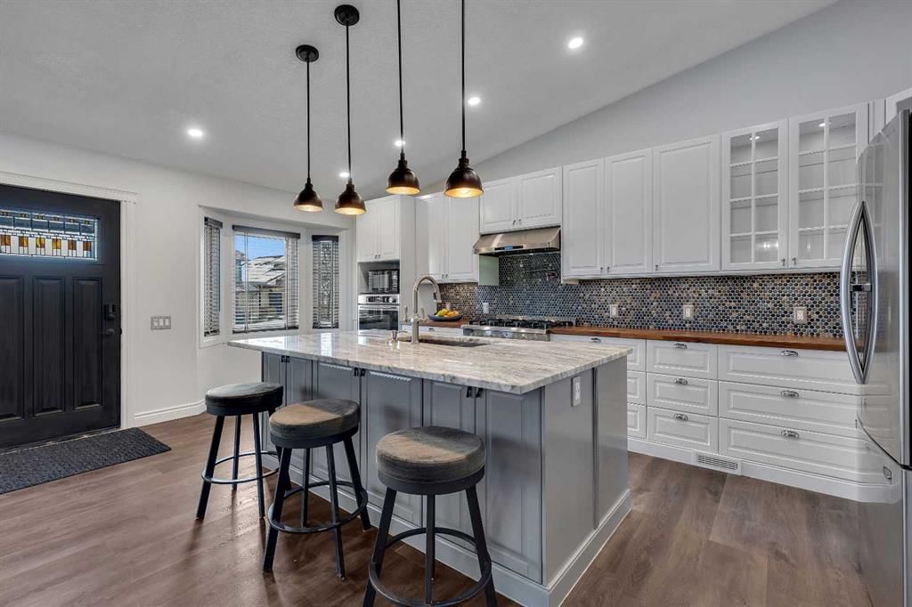 47 Macewan Meadow Way NW, Calgary — photo 3 of 35