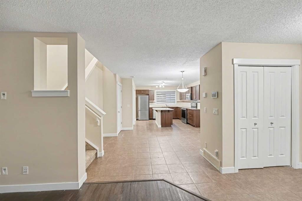14 Skyview Point Link NE, Calgary — photo 5 of 47
