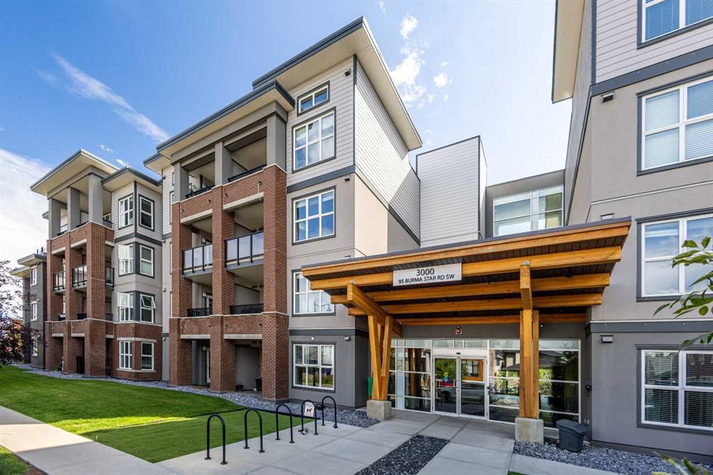 3304, 95 Burma Star Road SW, Calgary — main listing photo