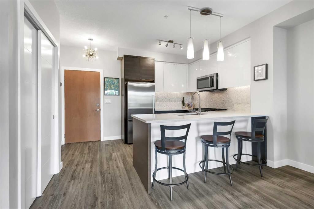 3304, 95 Burma Star Road SW, Calgary — photo 4 of 48