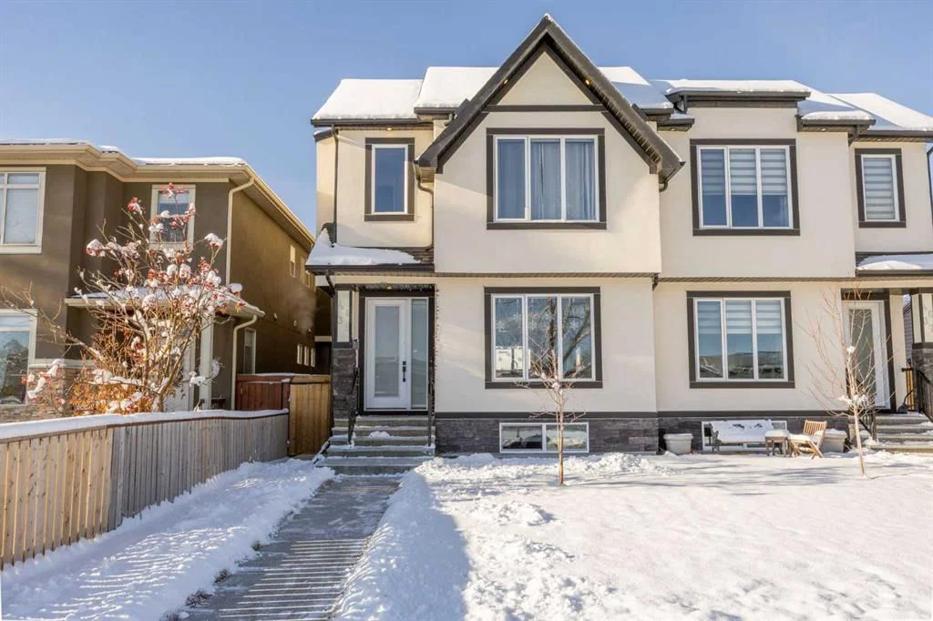 4635 79 Street NW, Calgary — main listing photo