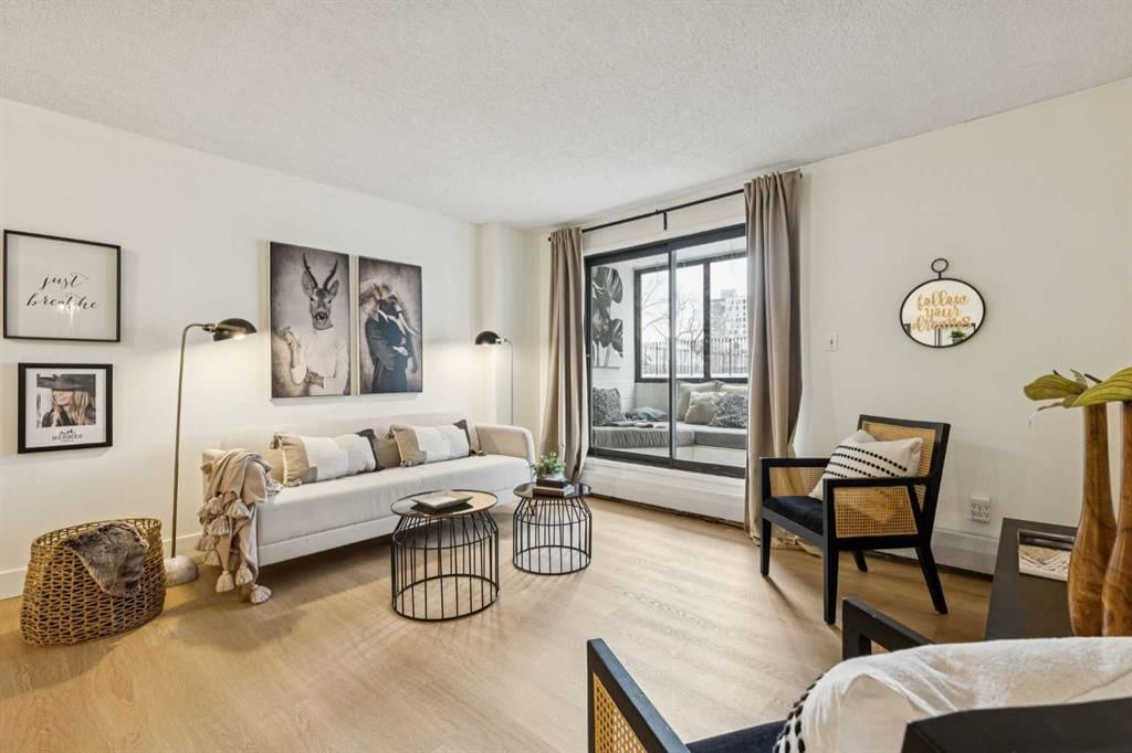 214, 111 14 Avenue SE, Calgary — main listing photo