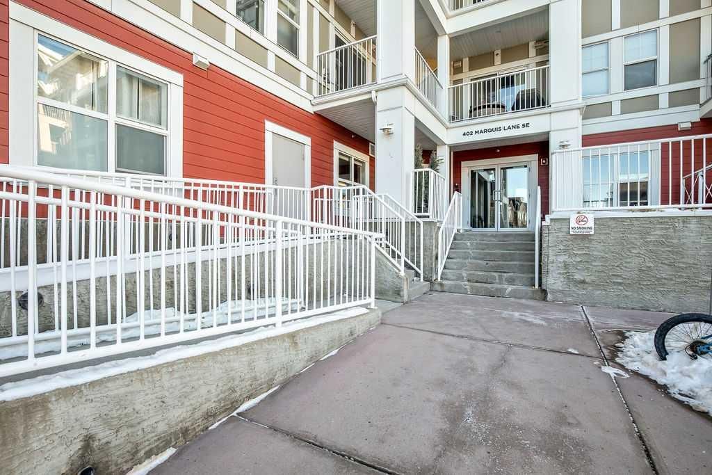 321, 402 Marquis Lane SE, Calgary — photo 3 of 24