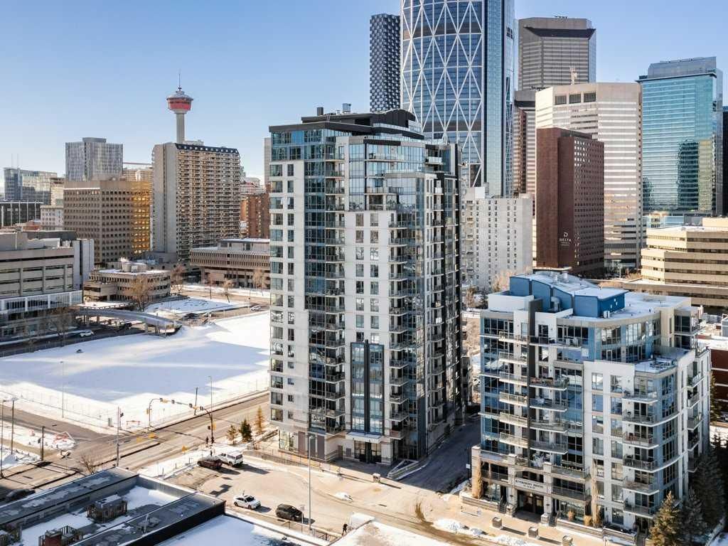 1601, 325 3 Street SE, Calgary — main listing photo