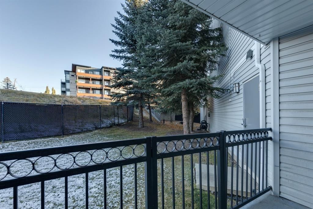 107, 2440 34 Avenue SW, Calgary — photo 4 of 33