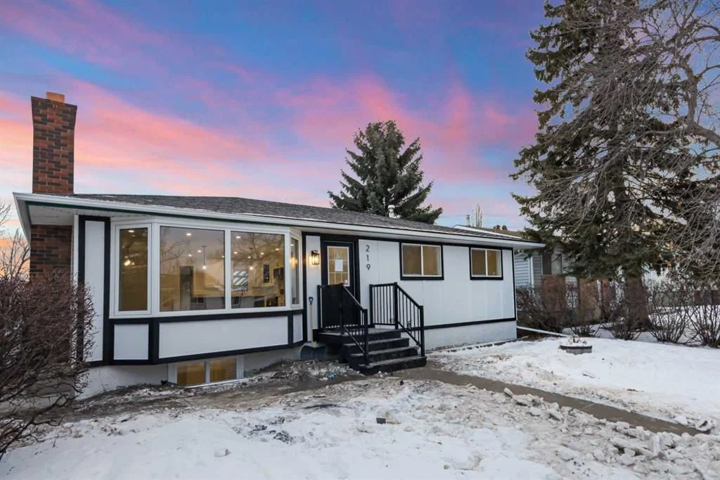219 Pinemill Road NE, Calgary — photo 2 of 49