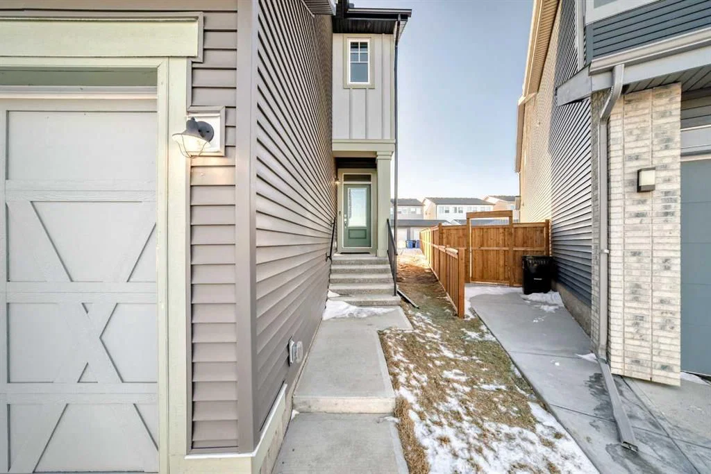 187 Mallard Grove SE, Calgary — photo 4 of 50