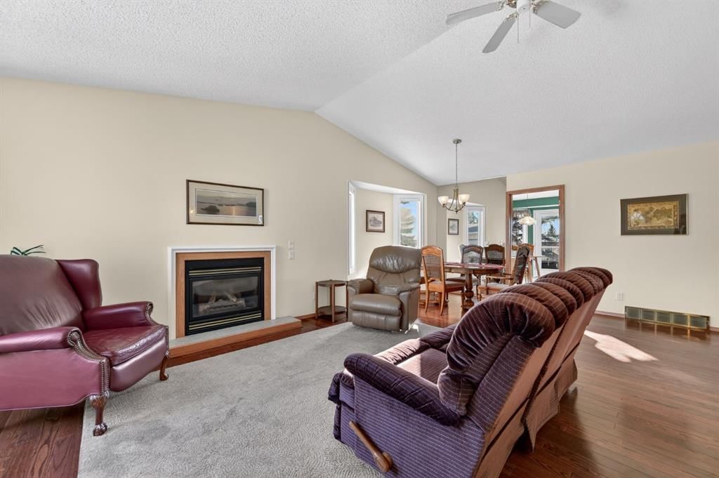 206 Arbour Cliff Close NW, Calgary — photo 2 of 26