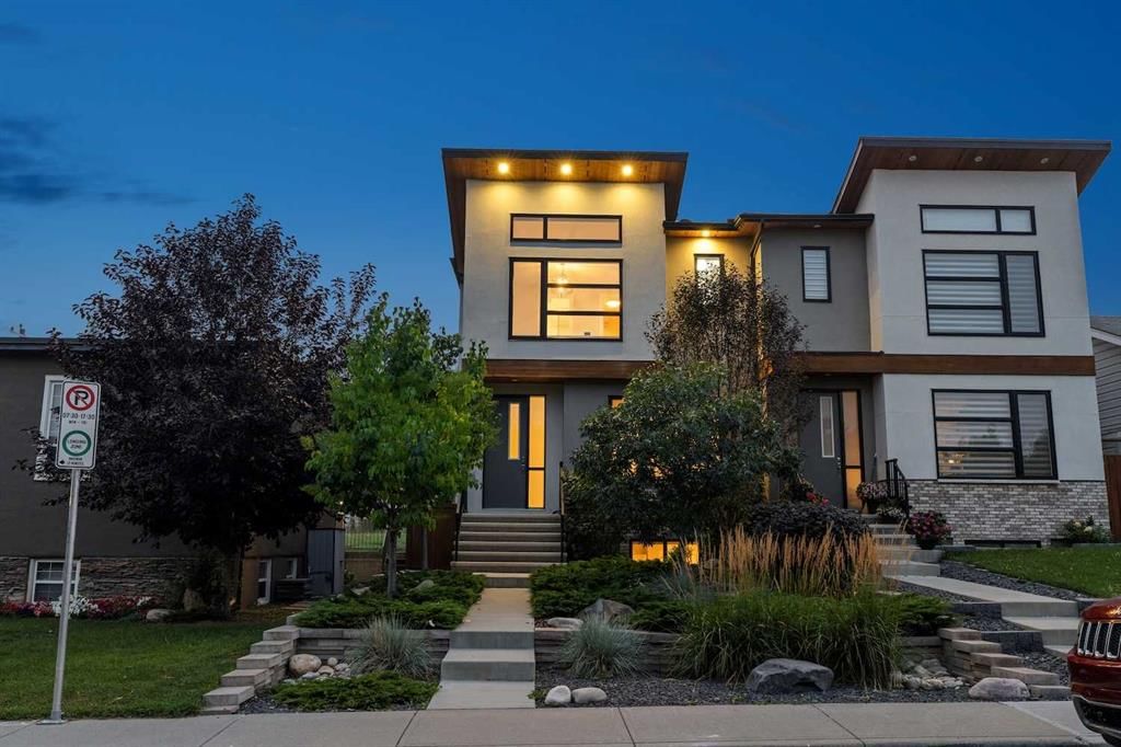 2629 32 Street SW, Calgary — main listing photo