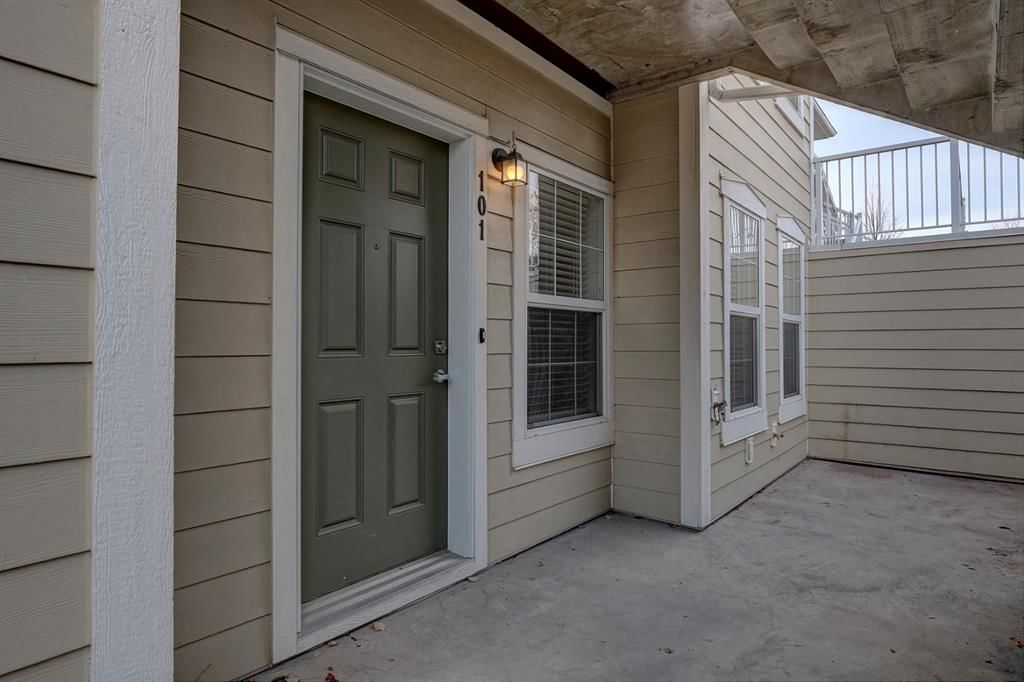 101 Auburn Bay Street SE, Calgary — main listing photo