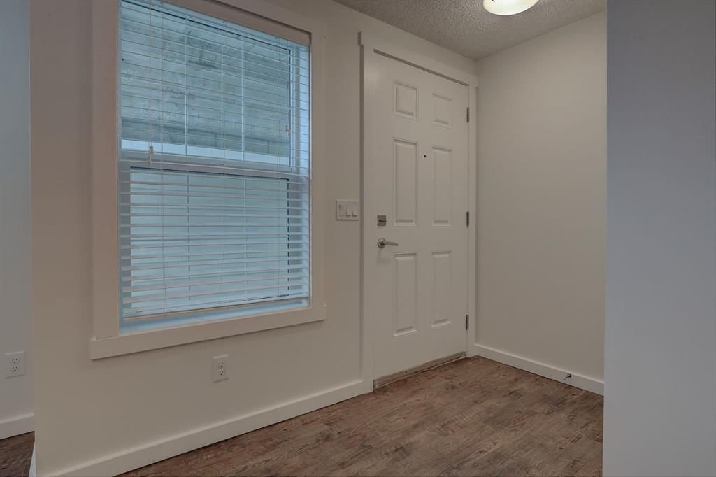 101 Auburn Bay Street SE, Calgary — photo 2 of 27