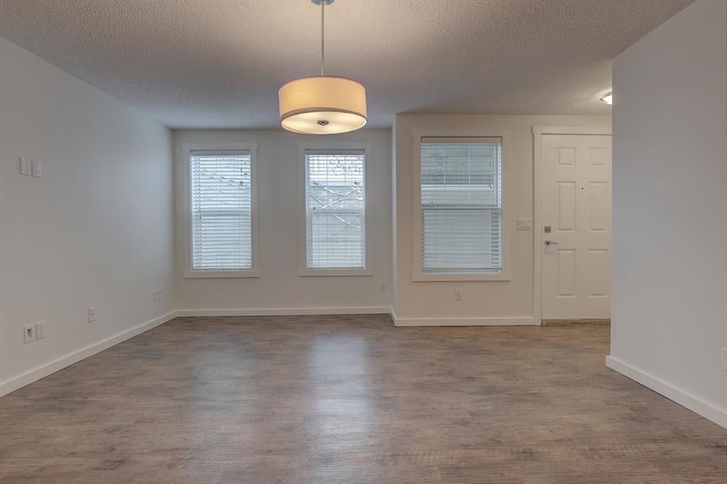 101 Auburn Bay Street SE, Calgary — photo 3 of 27