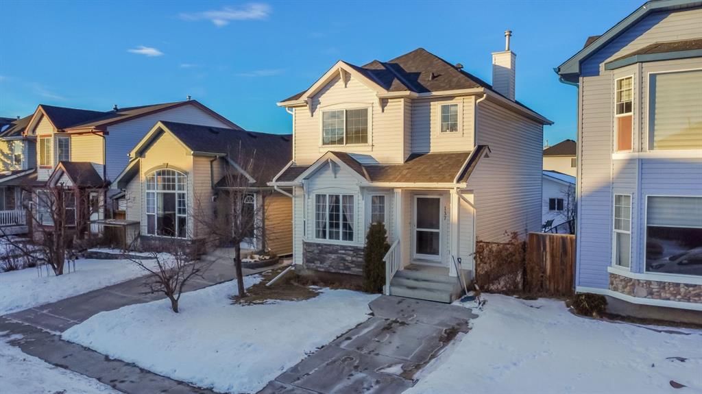 137 Taravista Crescent NE, Calgary — photo 2 of 39