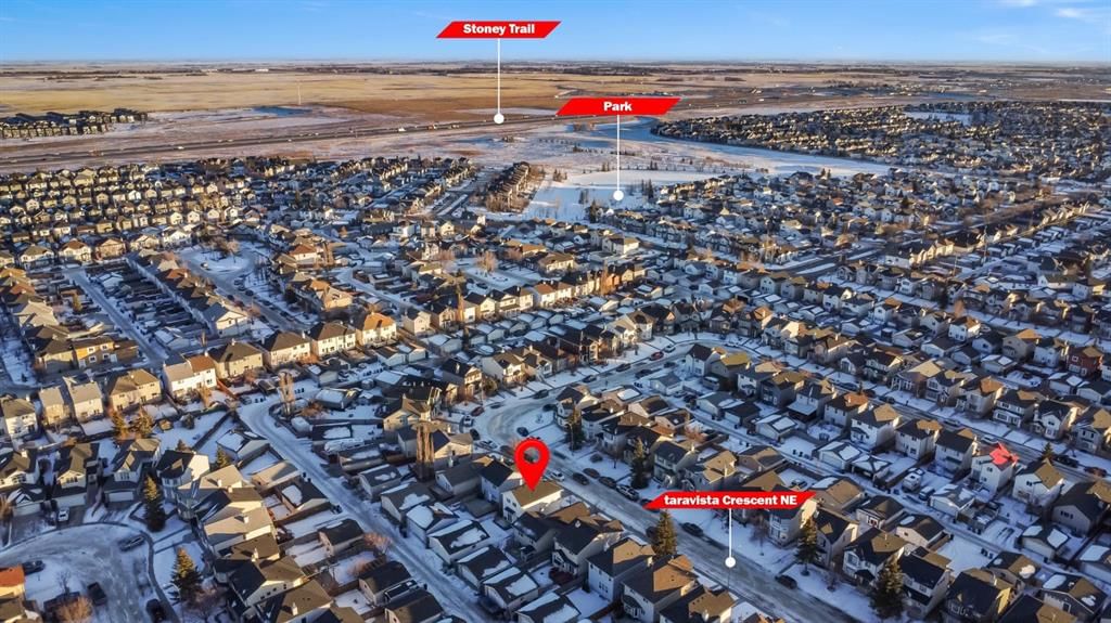 137 Taravista Crescent NE, Calgary — photo 5 of 39
