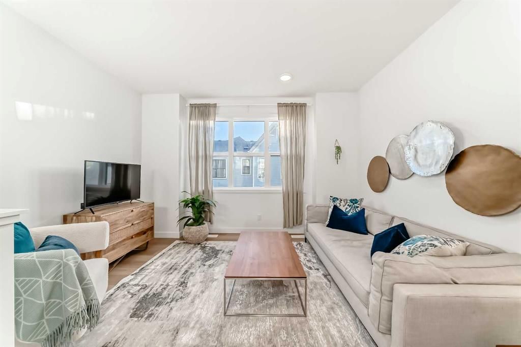 304, 437 Alpine Avenue SW, Calgary — photo 4 of 49
