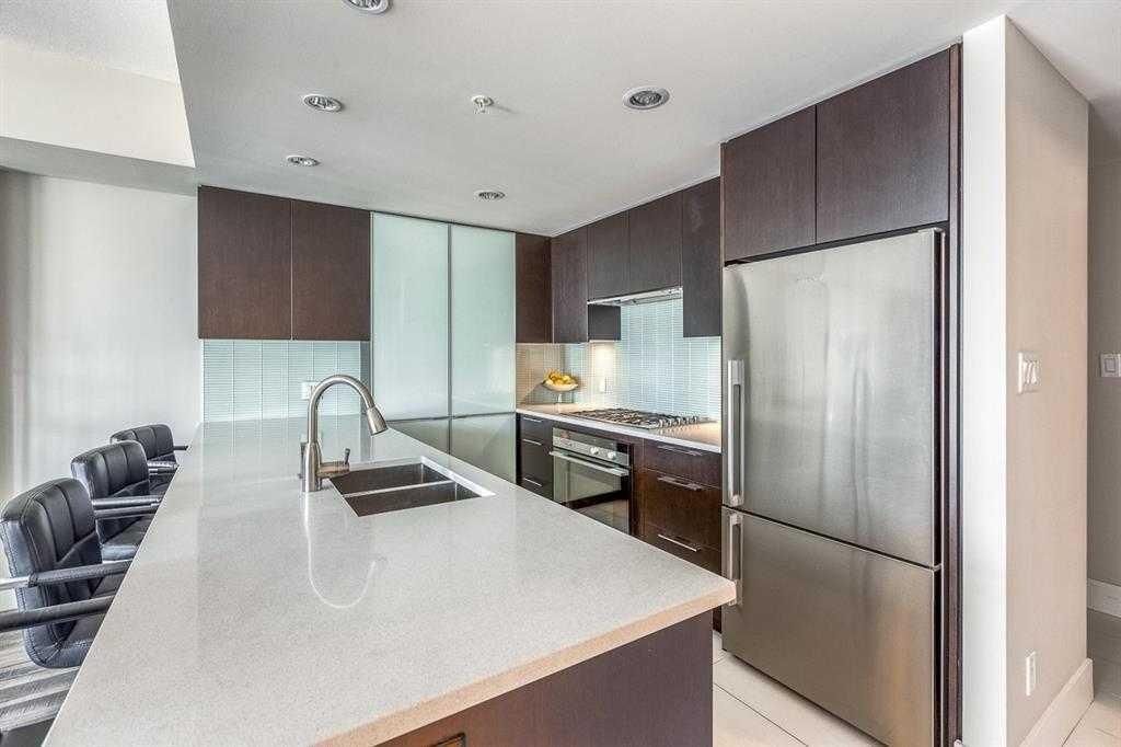 1005, 1111 10 Street SW, Calgary — photo 2 of 40