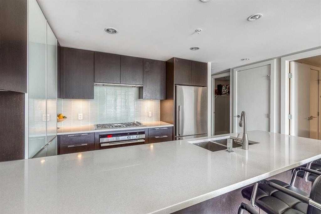 1005, 1111 10 Street SW, Calgary — photo 4 of 40