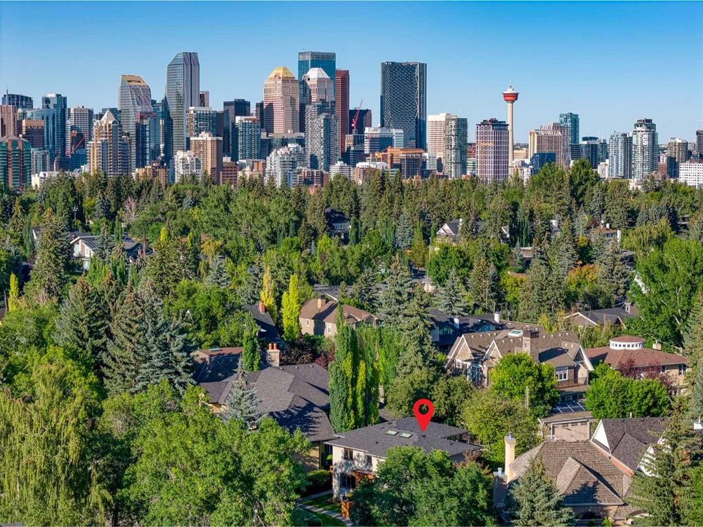 2716 Carleton Street SW, Calgary — main listing photo