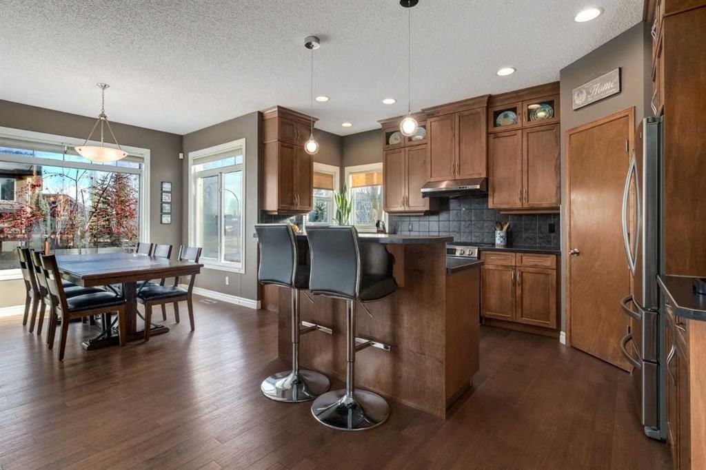 227 Tuscany Glen Park NW, Calgary — photo 4 of 48
