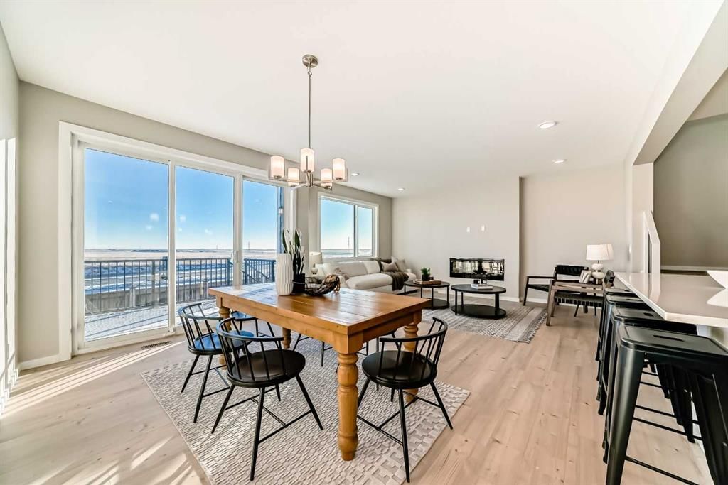 72 Lewisburg Close NE, Calgary — photo 3 of 49
