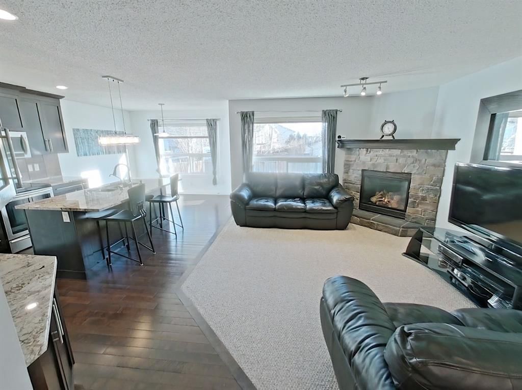 656 Cranston Drive SE, Calgary — photo 4 of 47