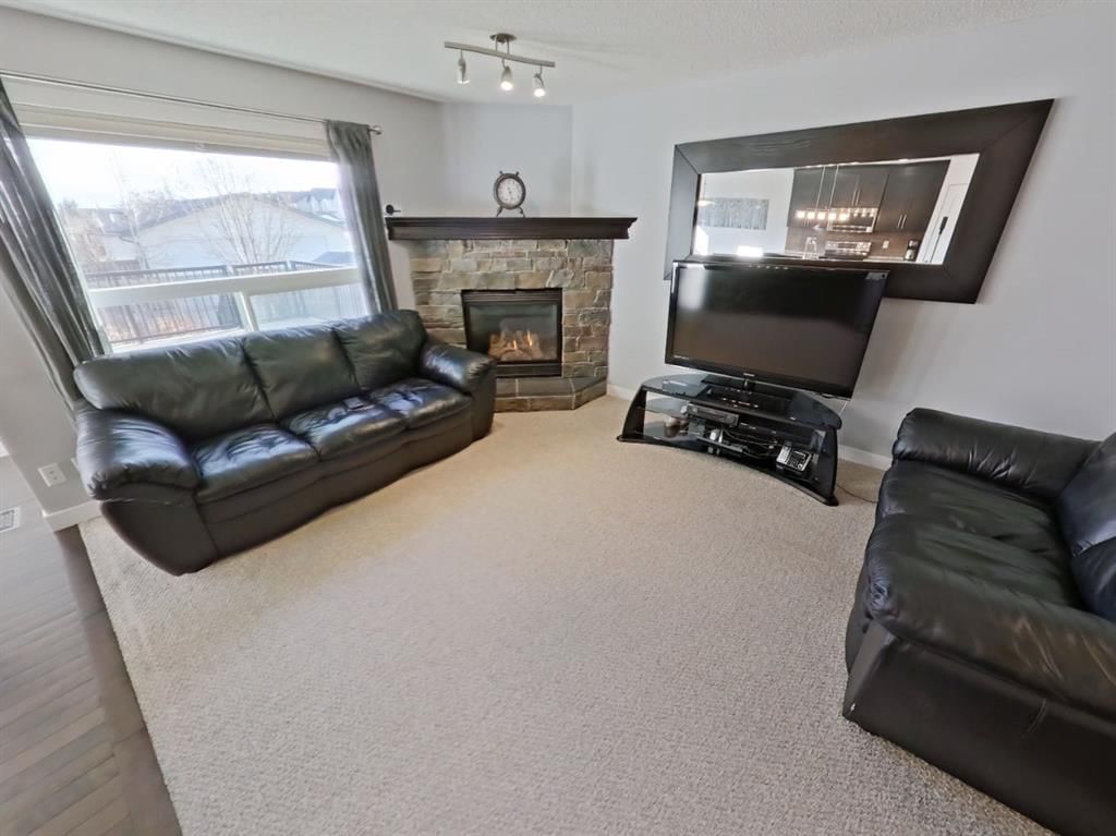 656 Cranston Drive SE, Calgary — photo 5 of 47